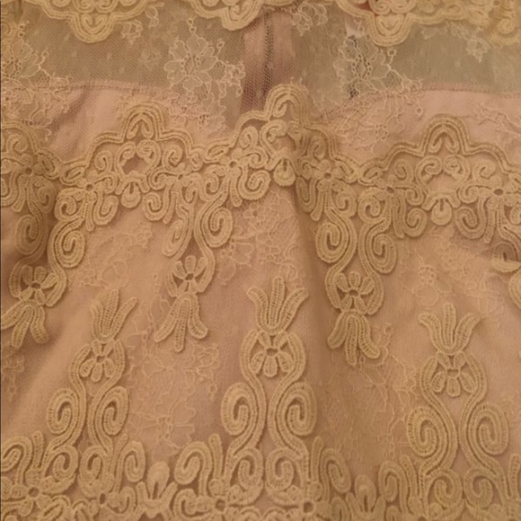 Crop top - Picture 2 of 4